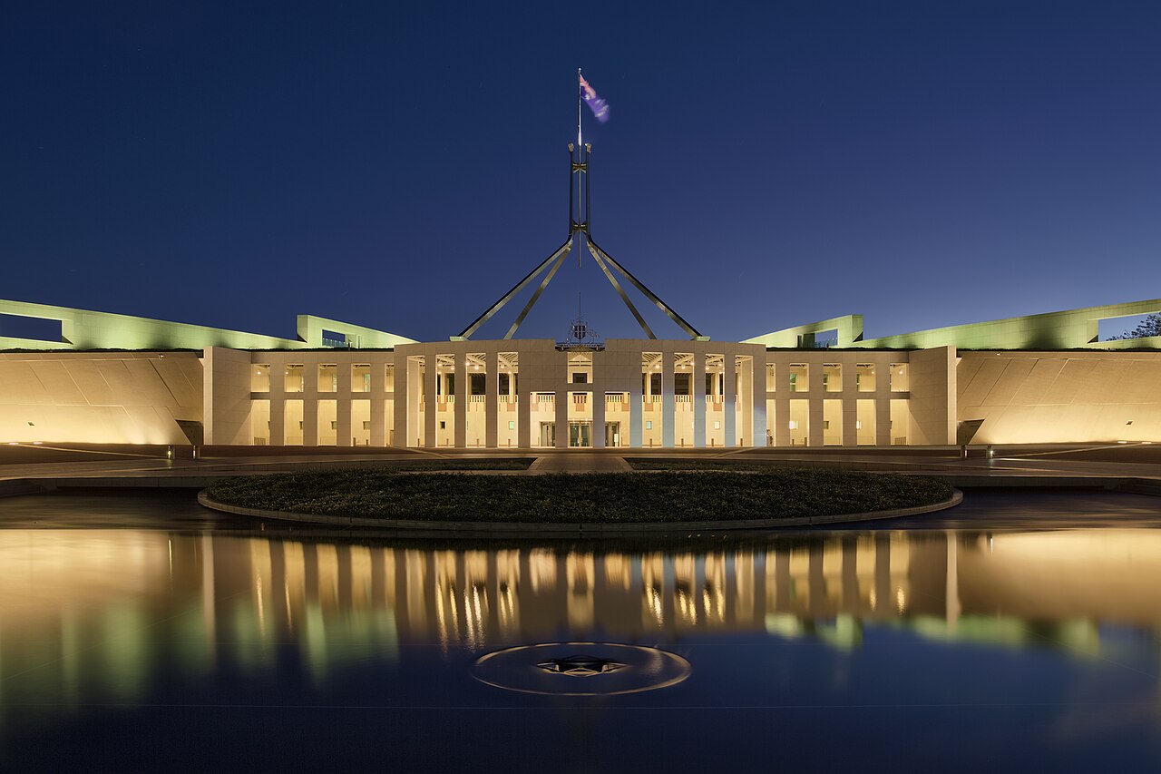 Parlamento de Australia en Canberra al atardecer