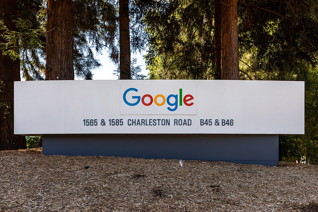 Cartel de Google en su sede de Mountain View